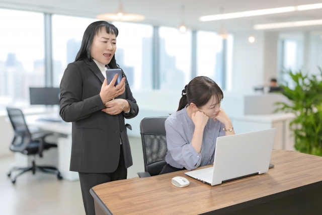 職場の苦手な人がいてつらい。それには理由があるかもしれません