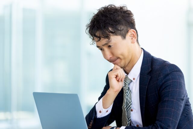 仕事のつまずきで自信をなくしたあなたへ。自己否定から抜け出し、次の一歩を踏み出すためのヒント